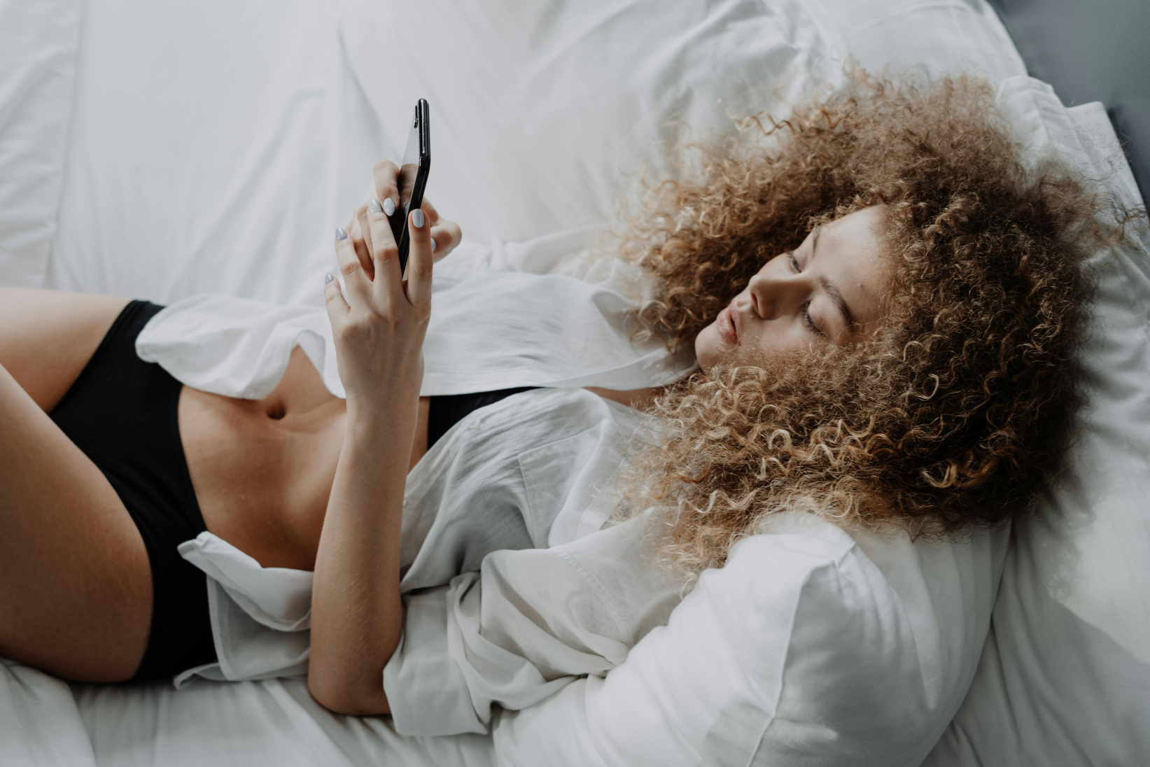 Mujer sexting